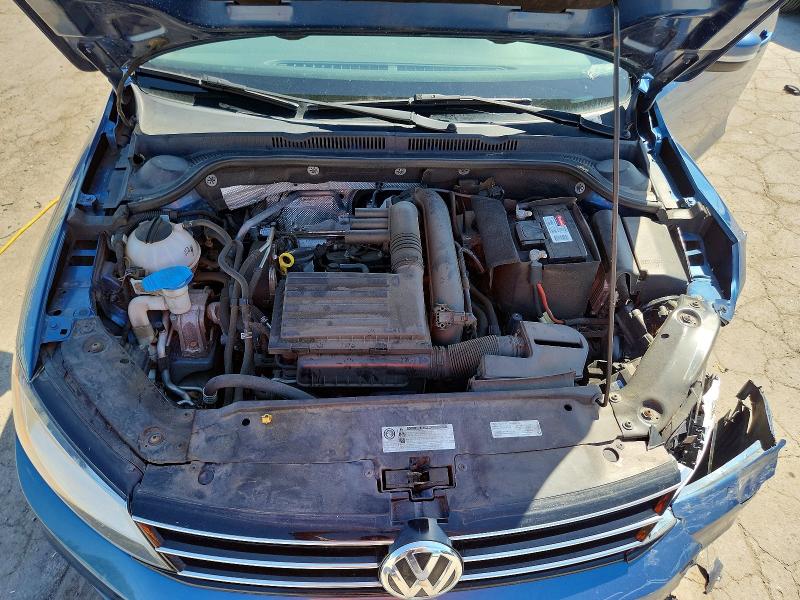 50772576 :رقم المزاد ، 3VWDB7AJ1HM225349 vin ، 2017 Volkswagen Jetta مزاد بيع