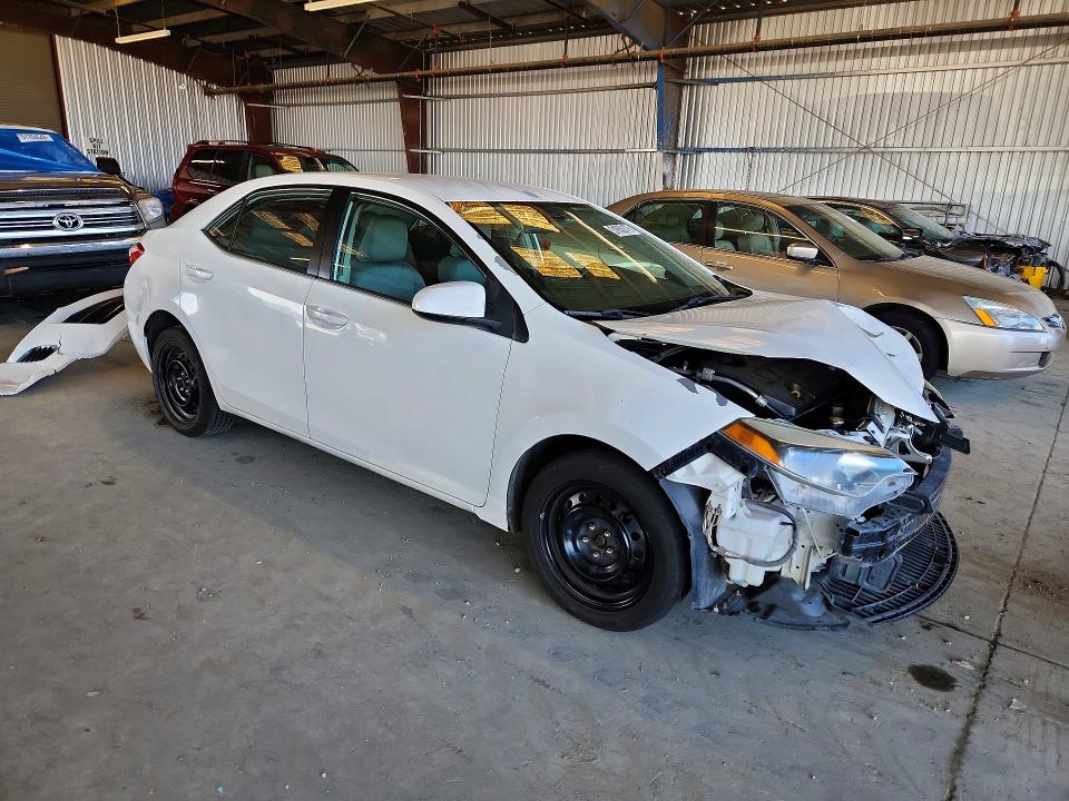 2015 Toyota Corolla მანქანა იყიდება აუქციონზე, vin: 5YFBURHE2FP260688, აუქციონის ნომერი: 51830176