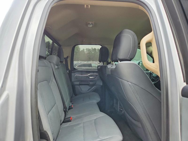 49801806 :رقم المزاد ، 1C6SRFBT2KN922310 vin ، 2019 Ram 1500 مزاد بيع