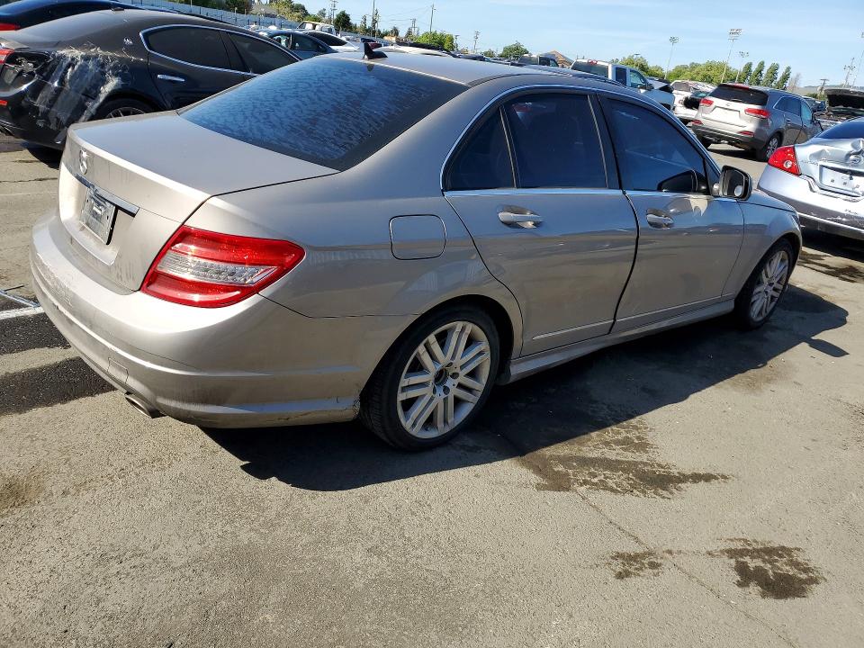 48805966 :رقم المزاد ، WDDGF54XX8F067091 vin ، 2008 Mercedes-benz C مزاد بيع