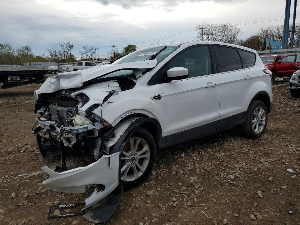 Продажа на аукционе авто 2017 Ford Escape, vin: 1FMCU9GD1HUB03586, номер лота: 49600166