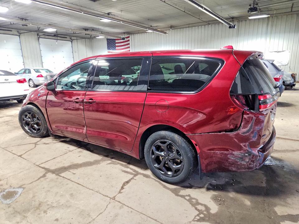 47995346 :رقم المزاد ، 2C4RC1L71NR220760 vin ، 2022 Chrysler Pacifica مزاد بيع