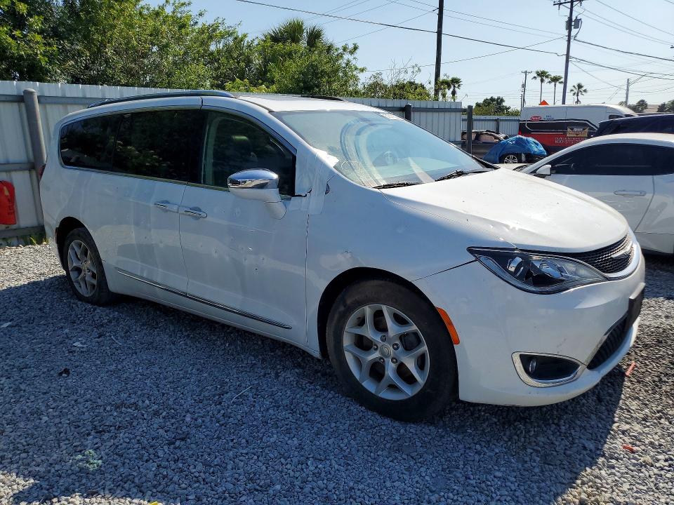 Auction sale of the 2018 Chrysler Pacifica, vin: 2C4RC1GG1JR251642, lot number: 51811536