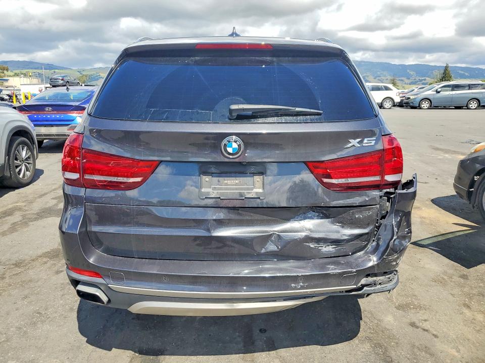 50680246 :رقم المزاد ، 5UXKR0C54J0Y00614 vin ، 2018 Bmw X5 مزاد بيع