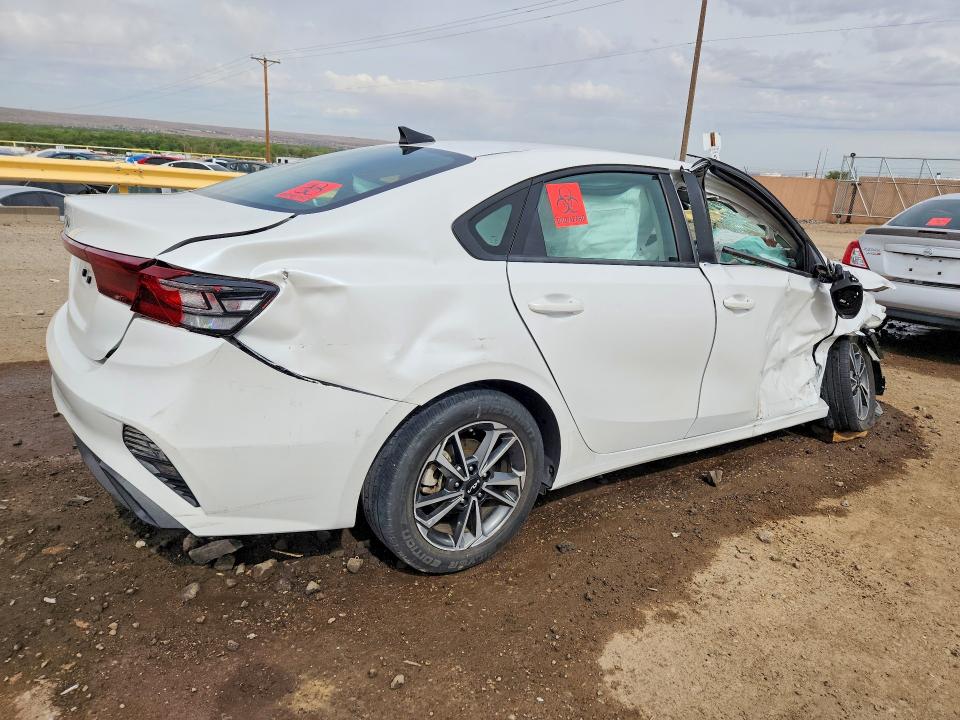 Продажа на аукционе авто 2022 Kia Forte, vin: 3KPF24AD7NE425369, номер лота: 49027906