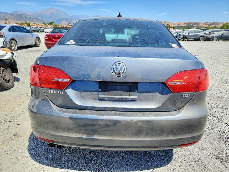 50814426 :رقم المزاد ، 3VWLL7AJ1DM405286 vin ، 2013 Volkswagen Jetta مزاد بيع