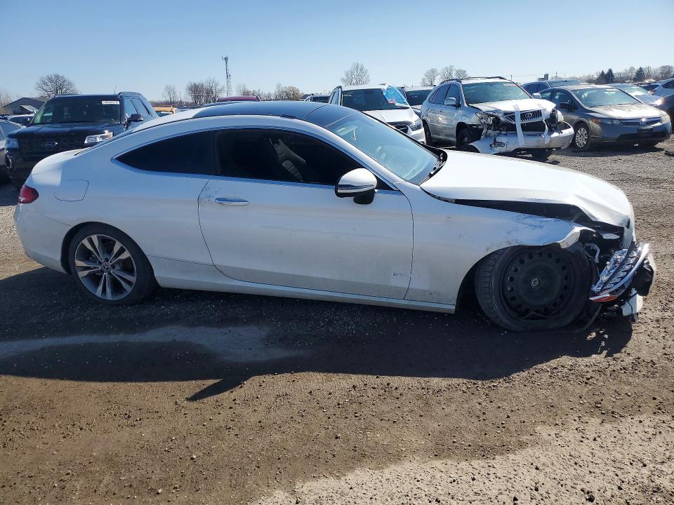 48459186 :رقم المزاد ، WDDWJ4KB8HF542846 vin ، 2017 Mercedes Benz C مزاد بيع