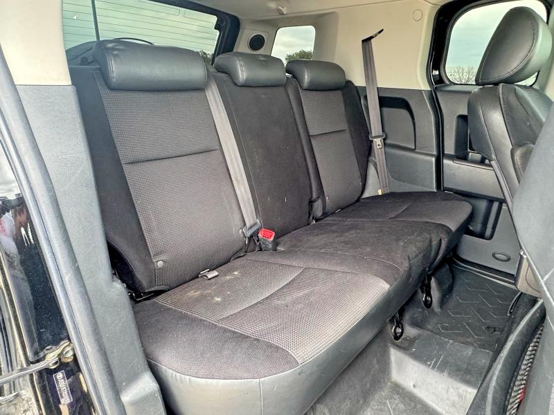 50622406 :رقم المزاد ، JTEBU11F770018393 vin ، 2007 Toyota Fj Cruiser مزاد بيع