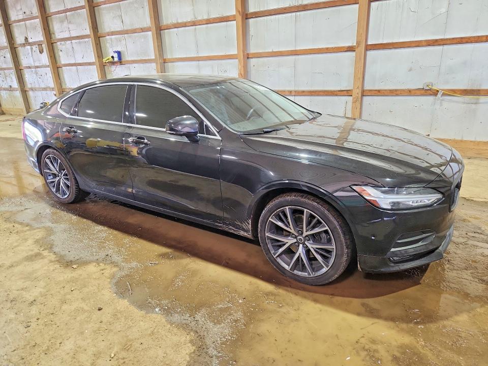 Продаж на аукціоні авто 2018 Volvo S90, vin: LVY982MK5JP023217, номер лоту: 51010776