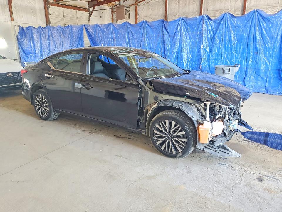 50149276 :رقم المزاد ، 1N4BL4DW0PN349300 vin ، 2023 Nissan Altima مزاد بيع
