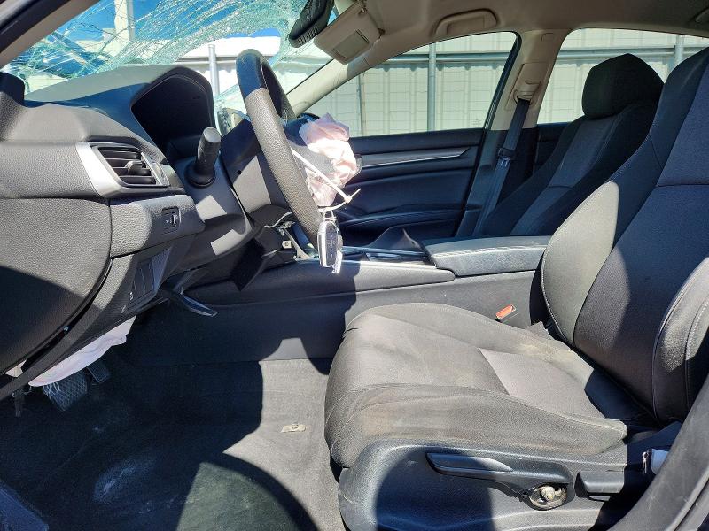 49753246 :رقم المزاد ، 1HGCV1F10JA053329 vin ، 2018 Honda Accord مزاد بيع