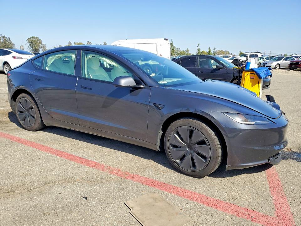 2025 Tesla Model 3 მანქანა იყიდება აუქციონზე, vin: 5YJ3E1EA8SF887745, აუქციონის ნომერი: 51688806