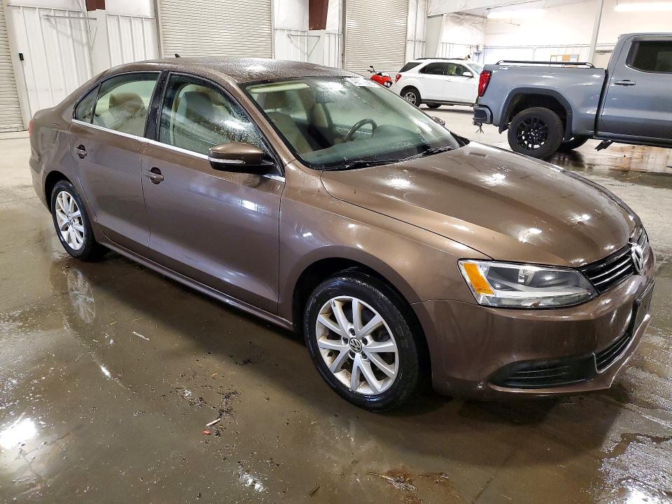 49773506 :رقم المزاد ، 3VWDX7AJ7DM358774 vin ، 2013 Volkswagen Jetta مزاد بيع