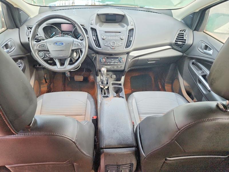 Продажа на аукционе авто 2017 Ford Escape, vin: 1FMCU0GD3HUC35048, номер лота: 48956346
