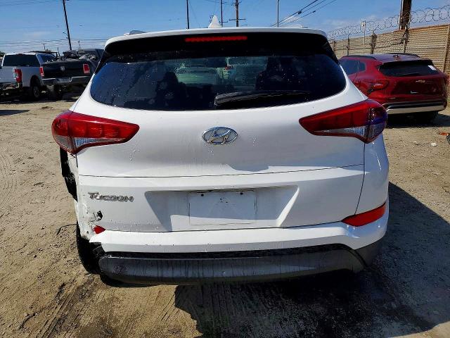 2018 Hyundai Tucson მანქანა იყიდება აუქციონზე, vin: KM8J33A40JU670104, აუქციონის ნომერი: 51003806