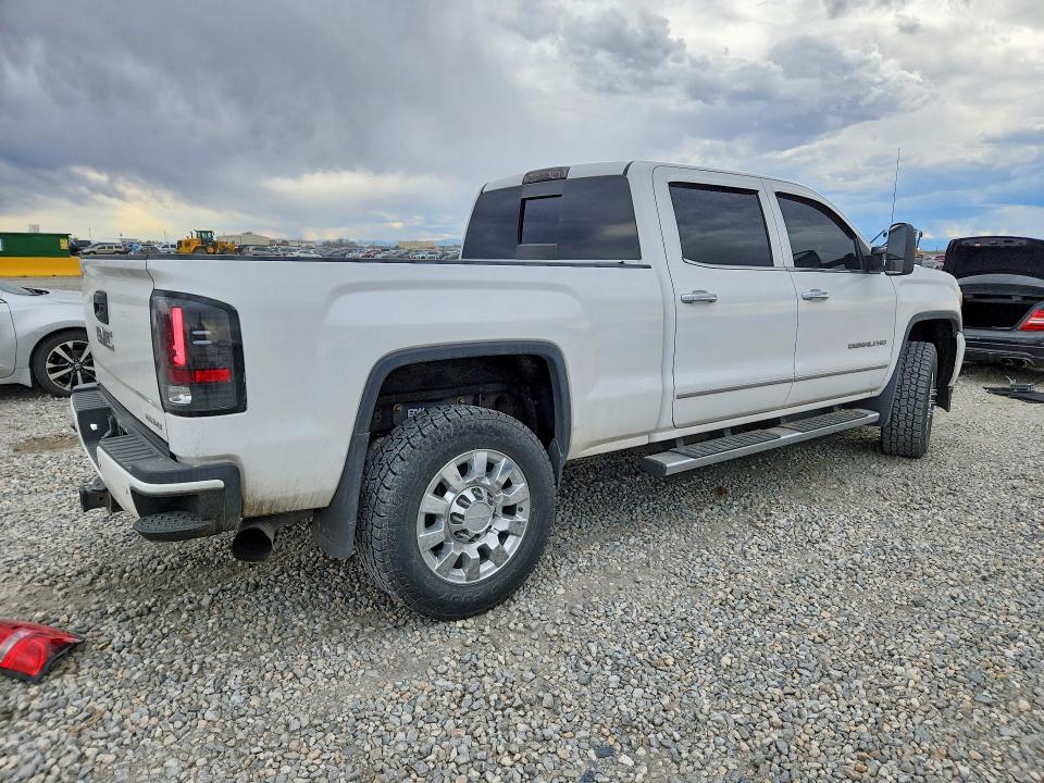 Продаж на аукціоні авто 2015 Gmc Sierra, vin: 1GT120E80FF156865, номер лоту: 49570786