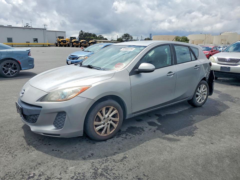 50980226 :رقم المزاد ، JM1BL1L88C1557633 vin ، 2012 Mazda 3 مزاد بيع