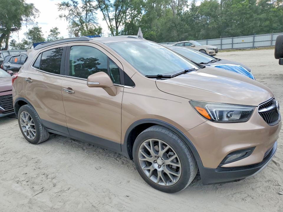 51308406 :رقم المزاد ، KL4CJ1SB6JB563066 vin ، 2018 Buick Encore مزاد بيع