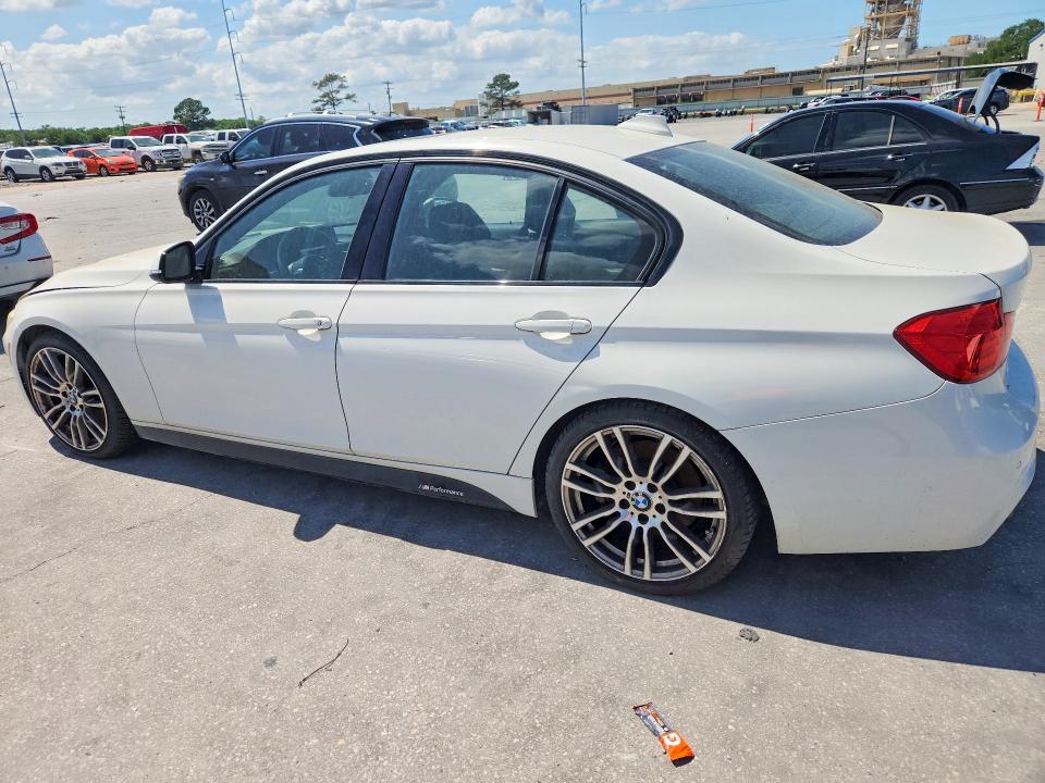 2015 Bmw 335 მანქანა იყიდება აუქციონზე, vin: WBA3A9C51FF686624, აუქციონის ნომერი: 50128016