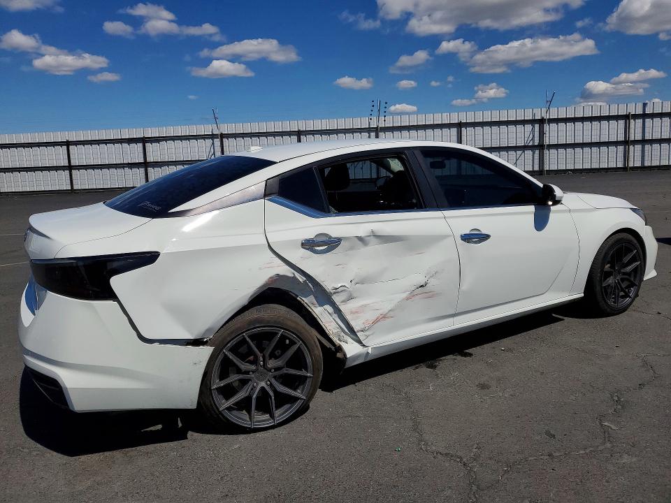 Продаж на аукціоні авто 2020 Nissan Altima, vin: 1N4BL4BV5LC130252, номер лоту: 50992996