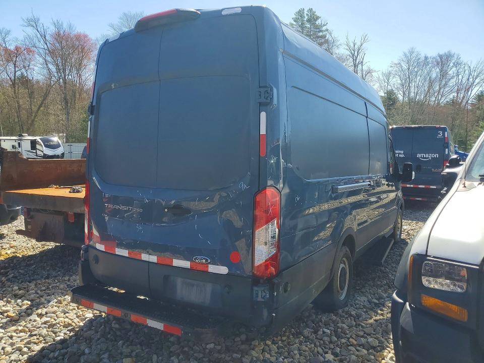 50663096 :رقم المزاد ، 1FTBR3X87LKB05011 vin ، 2020 Ford Transit مزاد بيع