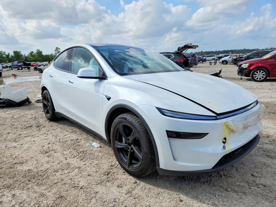 50074866 :رقم المزاد ، 7SAYGDEDXTA587105 vin ، 2026 Tesla Model Y مزاد بيع