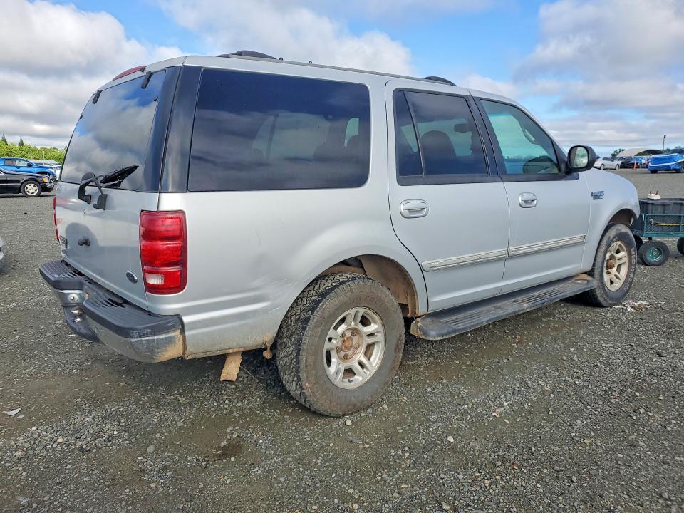 Продажа на аукционе авто 2000 Ford Expedition, vin: 1FMRU1565YLB86008, номер лота: 49601706