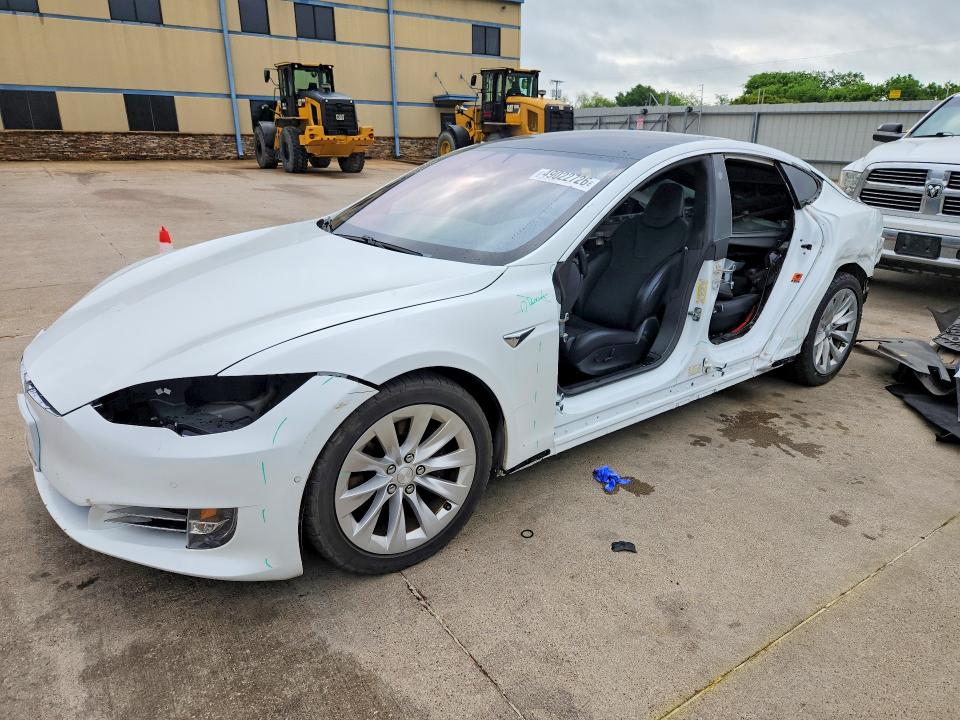 Продаж на аукціоні авто 2018 Tesla Model S, vin: 5YJSA1E29JF268778, номер лоту: 49022726