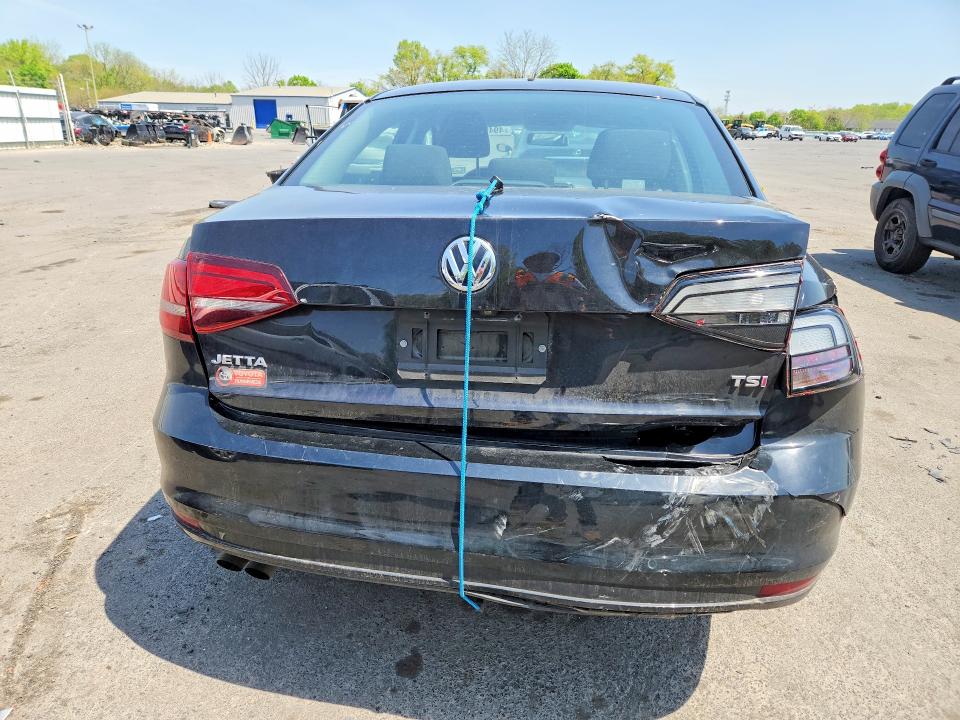 Aukcja sprzedaży 2018 Volkswagen Jetta, vin: 3VW2B7AJ2JM238916, numer aukcji: 49492676