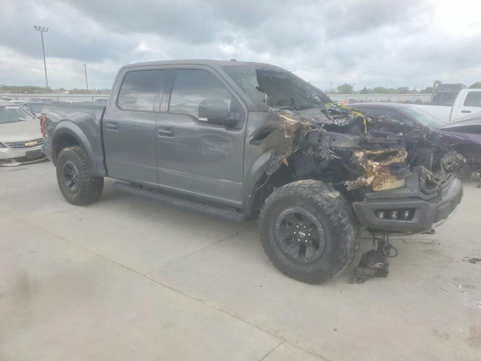 48772606 :رقم المزاد ، 1FTFW1RG7JFB95723 vin ، 2018 Ford F150 مزاد بيع