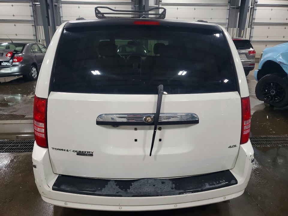 2008 Chrysler Town & Country მანქანა იყიდება აუქციონზე, vin: 2A8HR64X58R816974, აუქციონის ნომერი: 48861806
