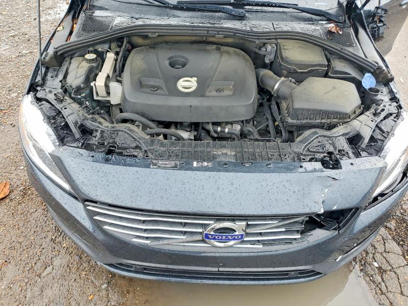51776636 :رقم المزاد ، YV140MFB3F1313039 vin ، 2015 Volvo S60 مزاد بيع
