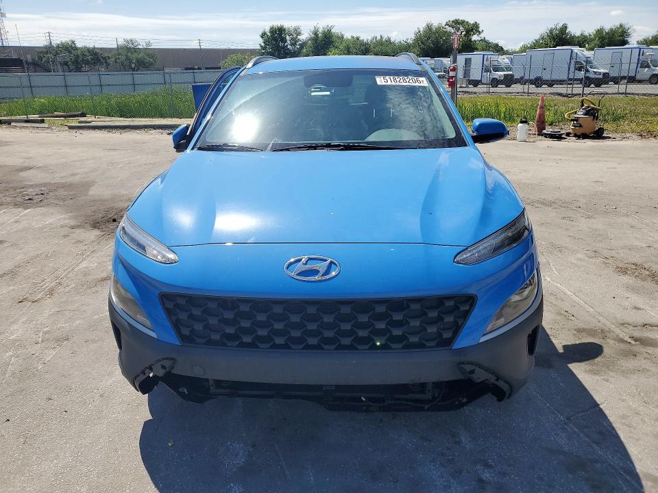 2022 Hyundai Kona მანქანა იყიდება აუქციონზე, vin: KM8K62AB7NU803693, აუქციონის ნომერი: 51828206