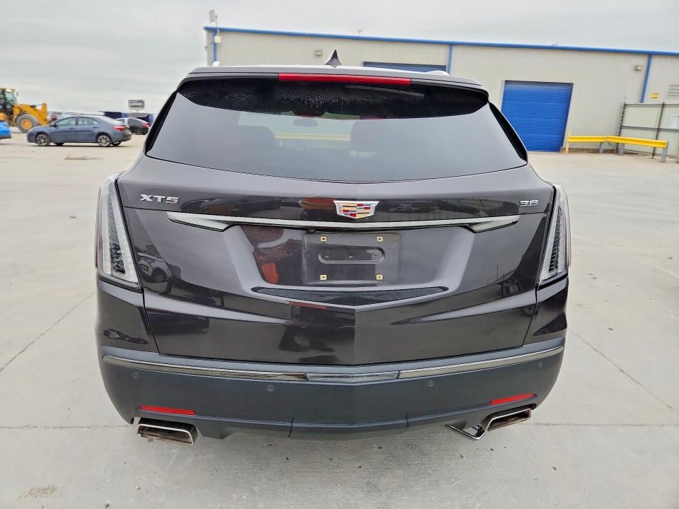 51121356 :رقم المزاد ، 1GYKNERS0KZ126914 vin ، 2019 Cadillac Xt5 مزاد بيع
