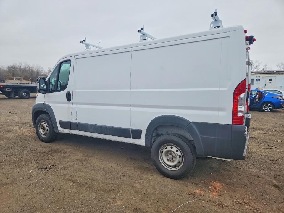 48763336 :رقم المزاد ، 3C6TRVAG2JE120975 vin ، 2018 Ram Promaster 1500 مزاد بيع