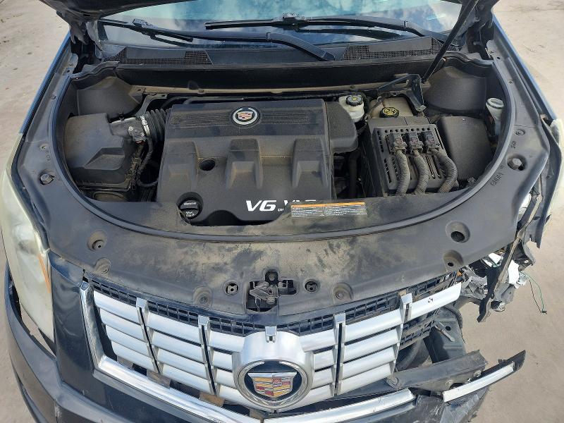 2015 Cadillac Srx მანქანა იყიდება აუქციონზე, vin: 3GYFNFE30FS525928, აუქციონის ნომერი: 51188106