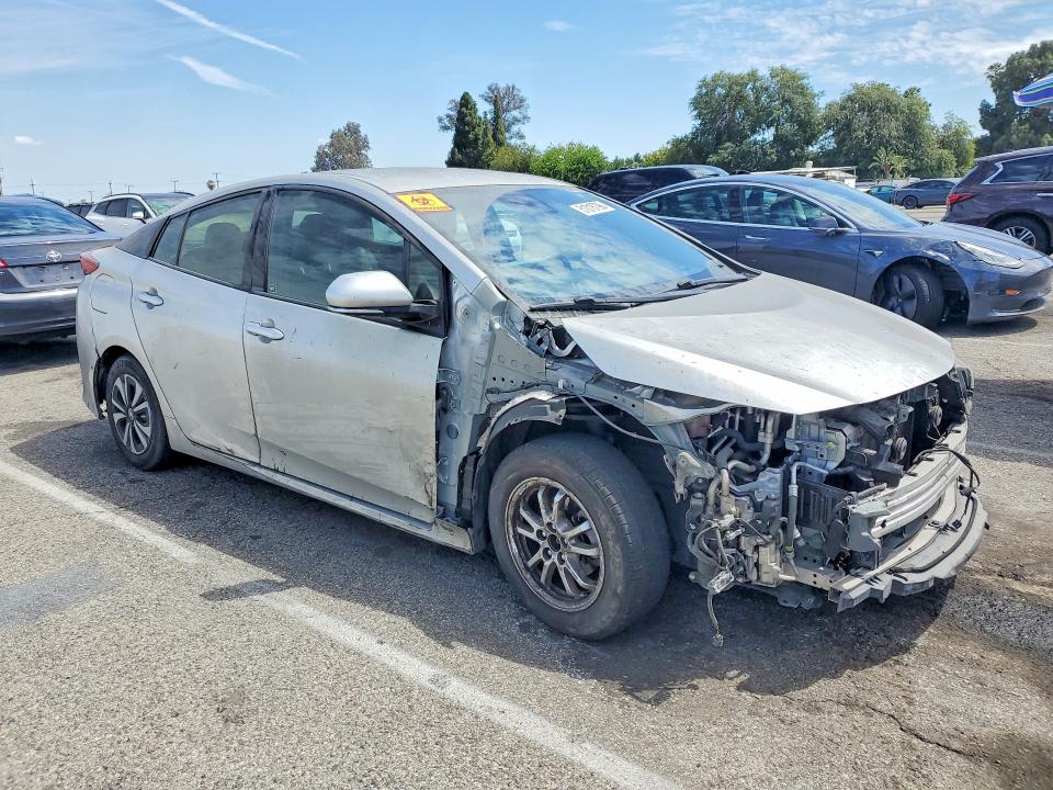 51018796 :رقم المزاد ، JTDKARFP9K3106365 vin ، 2019 Toyota Prius Prime مزاد بيع