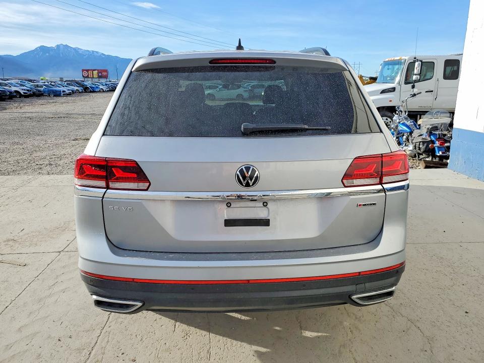49516996 :رقم المزاد ، 1V2HR2CA2MC557018 vin ، 2021 Volkswagen Atlas مزاد بيع