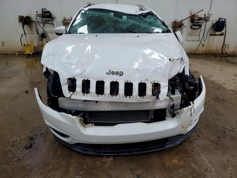 Продажа на аукционе авто 2019 Jeep Cherokee, vin: 1C4PJMLX2KD137996, номер лота: 51800276