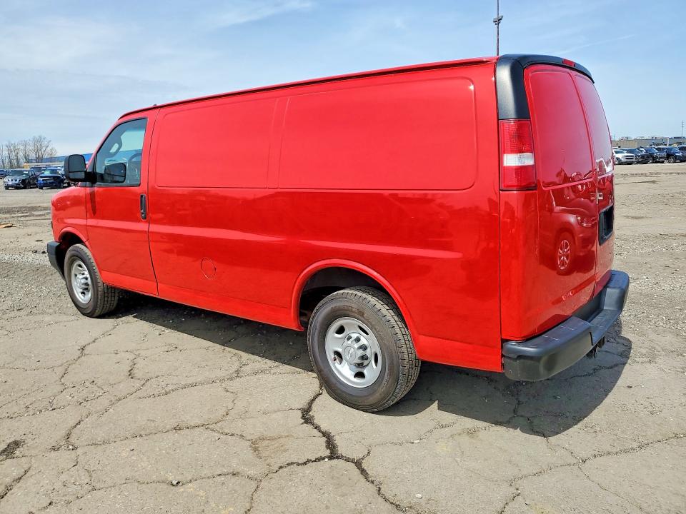 51189276 :رقم المزاد ، 1GCWGAFP0J1239950 vin ، 2018 Chev Express G2500 مزاد بيع