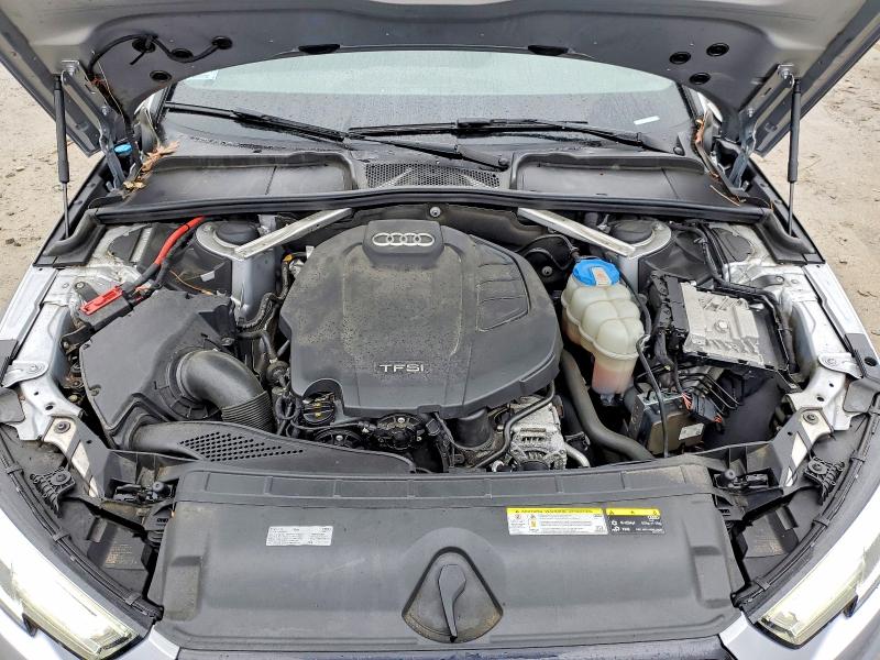 Продажа на аукционе авто 2018 Audi A4, vin: WAUENAF48JA063380, номер лота: 77404175