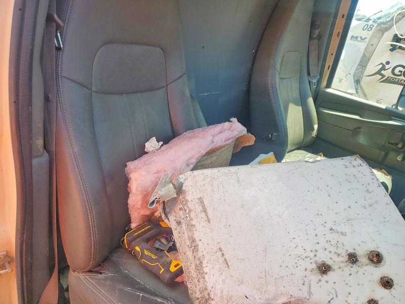 50275716 :رقم المزاد ، 1GD374CG5C1902940 vin ، 2012 Gmc Savana مزاد بيع