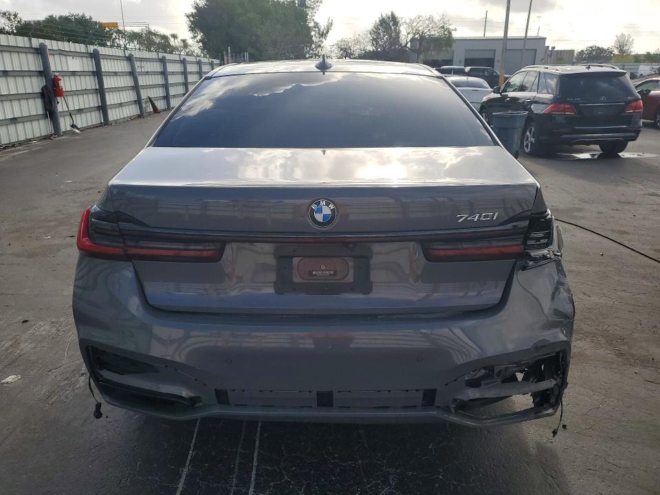48675516 :رقم المزاد ، WBA7T2C04NCH01241 vin ، 2022 Bmw 740 مزاد بيع