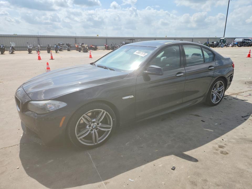 49807876 :رقم المزاد ، WBAFR7C56DC826417 vin ، 2013 Bmw 535 مزاد بيع