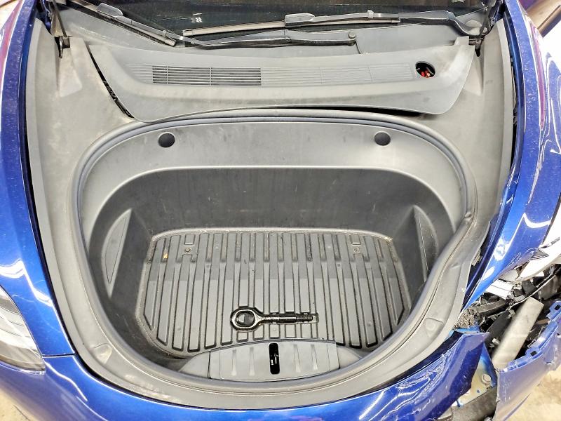 2022 Tesla Model 3 მანქანა იყიდება აუქციონზე, vin: 5YJ3E1EA8NF288008, აუქციონის ნომერი: 49707696