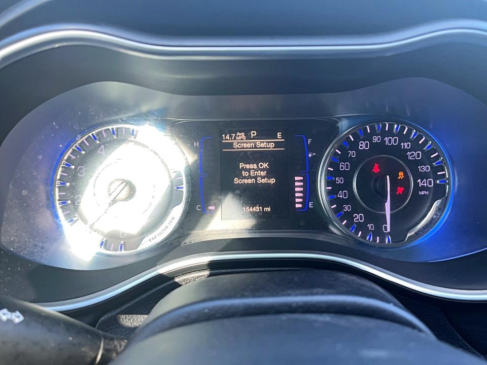 Продаж на аукціоні авто 2016 Chrysler 200, vin: 1C3CCCABXGN172625, номер лоту: 49504816