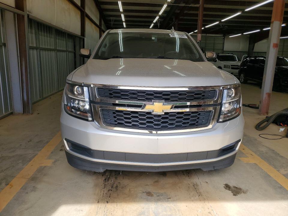 50785326 :رقم المزاد ، 1GNSCBKCXHR359700 vin ، 2017 Chevrolet Tahoe مزاد بيع