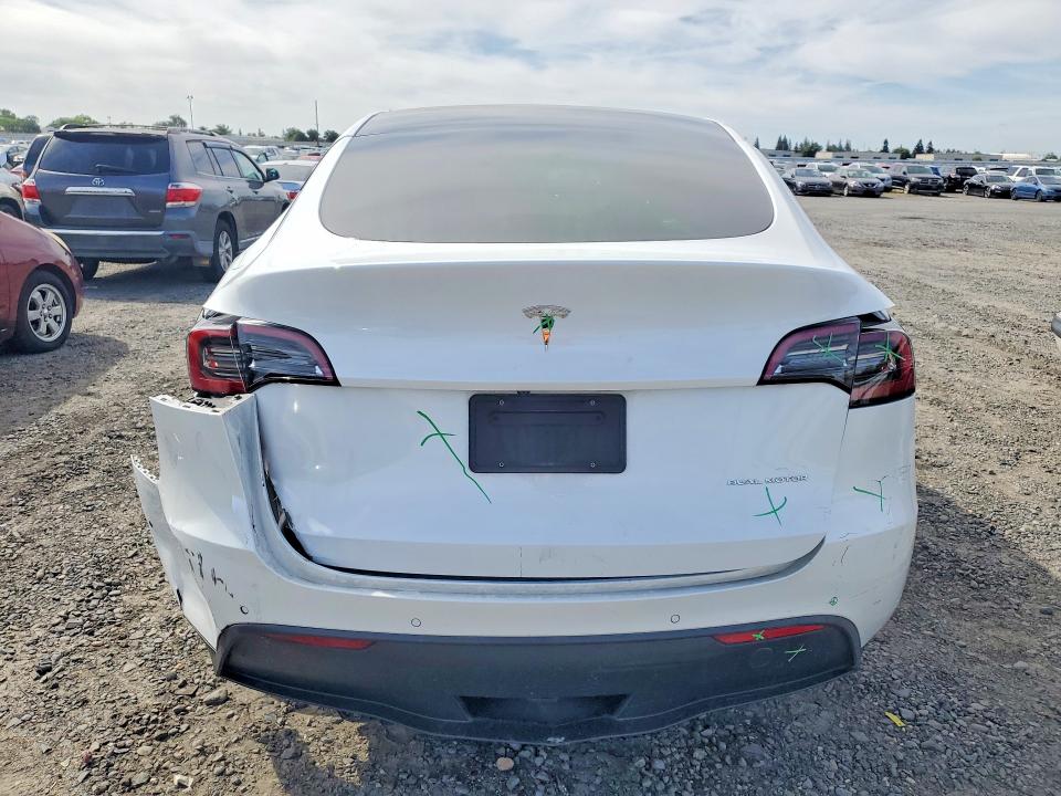 Продаж на аукціоні авто 2021 Tesla Model Y, vin: 5YJYGDEE3MF225109, номер лоту: 49823106