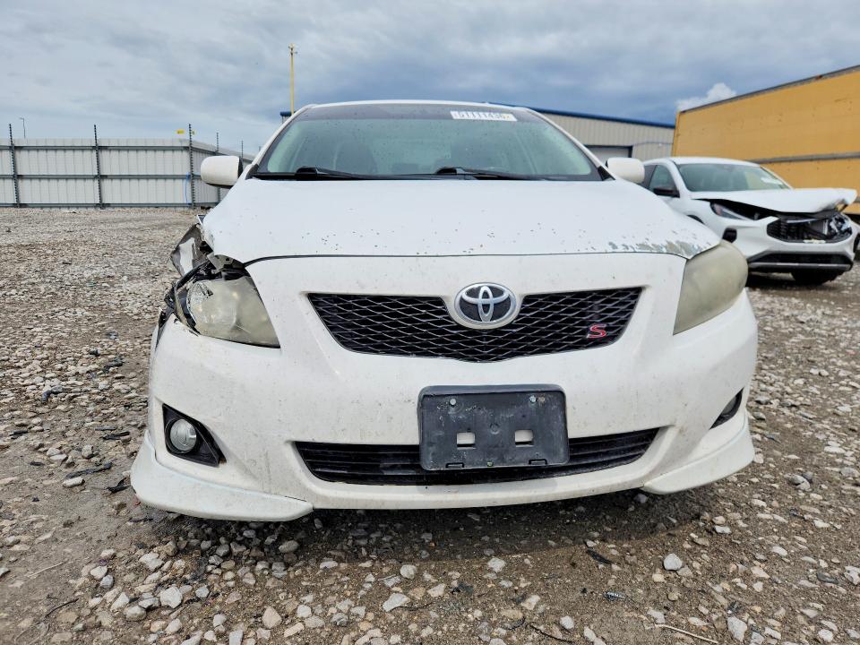51111436 :رقم المزاد ، 1NXBU40E49Z137542 vin ، 2009 Toyota Corolla مزاد بيع