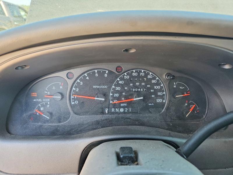 49765726 :رقم المزاد ، 4F4YR16U81TM01716 vin ، 2001 Mazda B3000 مزاد بيع
